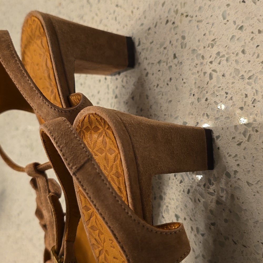 Chie Mihara Dusty Rose suede Sandals size 40 (9/9.5) never worn - Picture 9 of 13